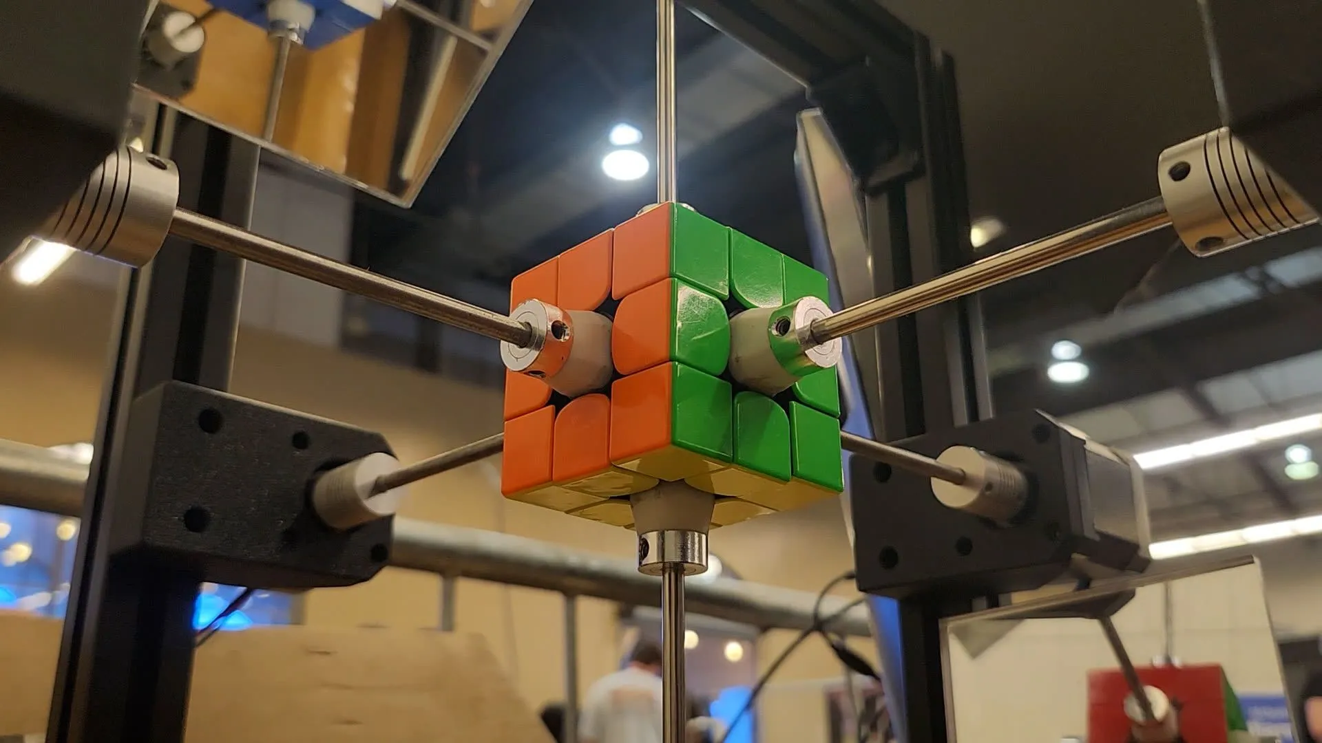 Qter Robot